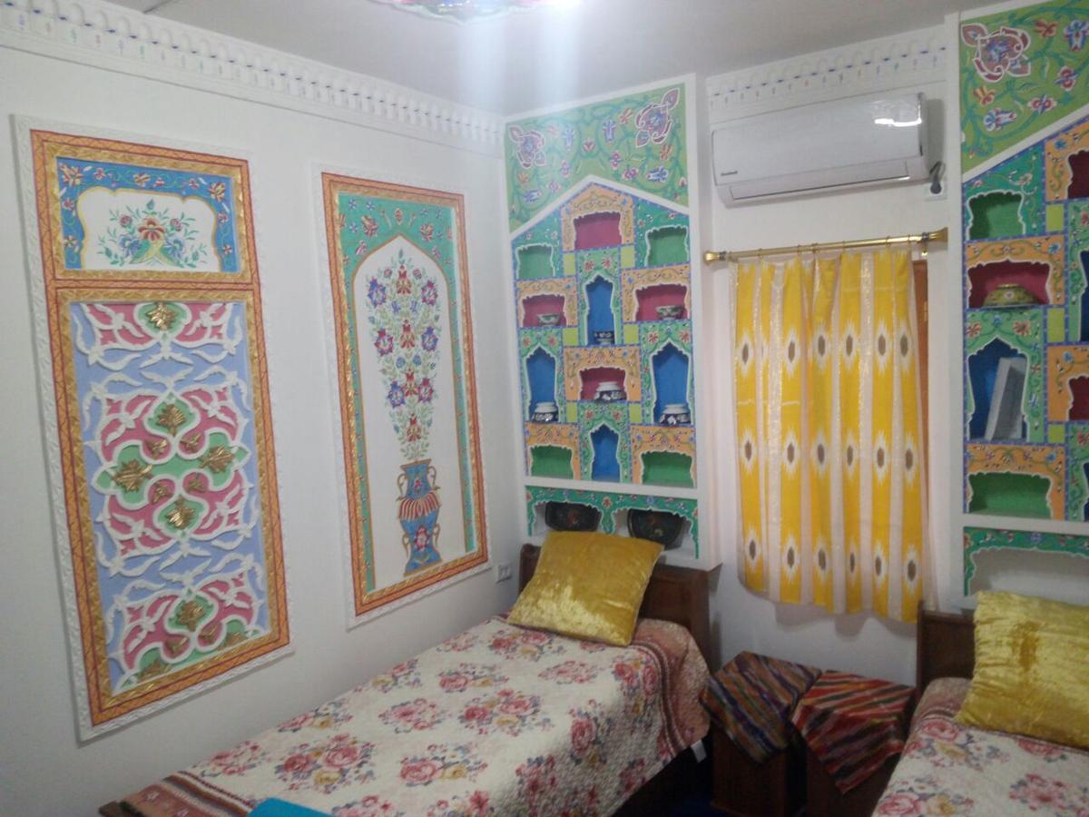 Al Hilol Guesthouse Bukhara Exterior photo